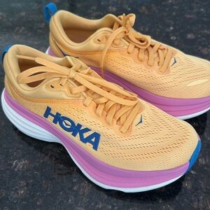Size 7 bondi Hoka